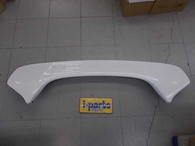 中古!インプレッサ(GDA)純正リアウイング スバル リアスポイラー ホワイト ハイマウント付 太田拍卖