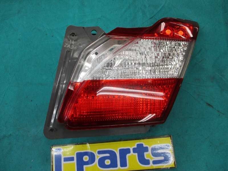 フーガ(Y51系)純正右内側テールのみ 日産 トランク STANLEY P8642 太田拍卖