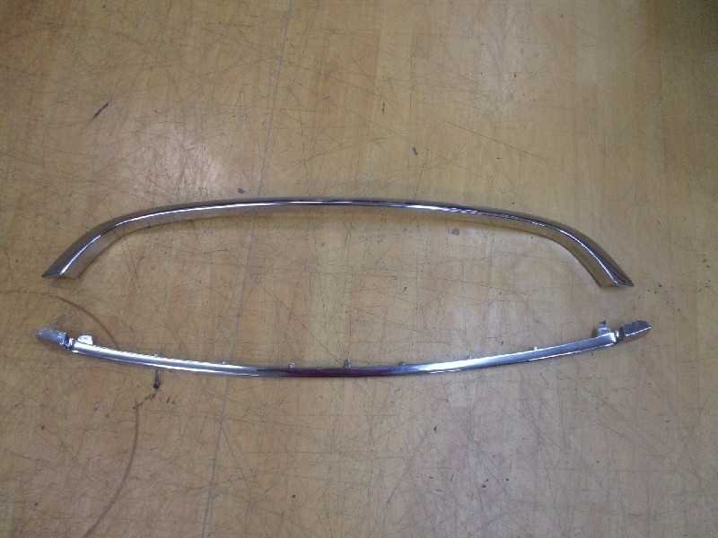 ミニ クラブマン(R55)純正グリルモールセット MINI ZG16 メッキ 2751040 7209904 太田拍卖