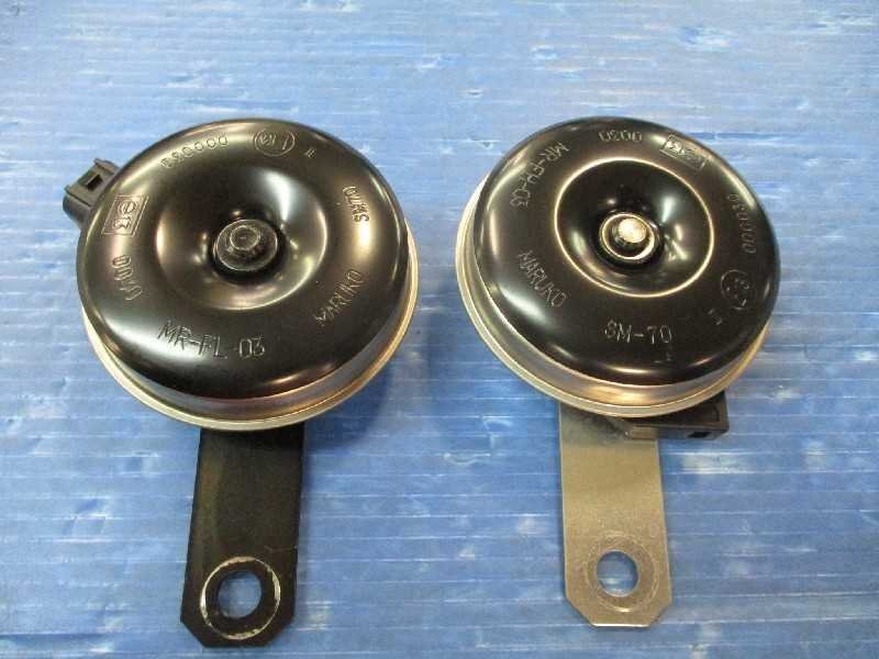スバル車純正ホーン(Hi/Lo)2個セット 刻印:MR-FH-03/MR-FL-03 太田拍卖