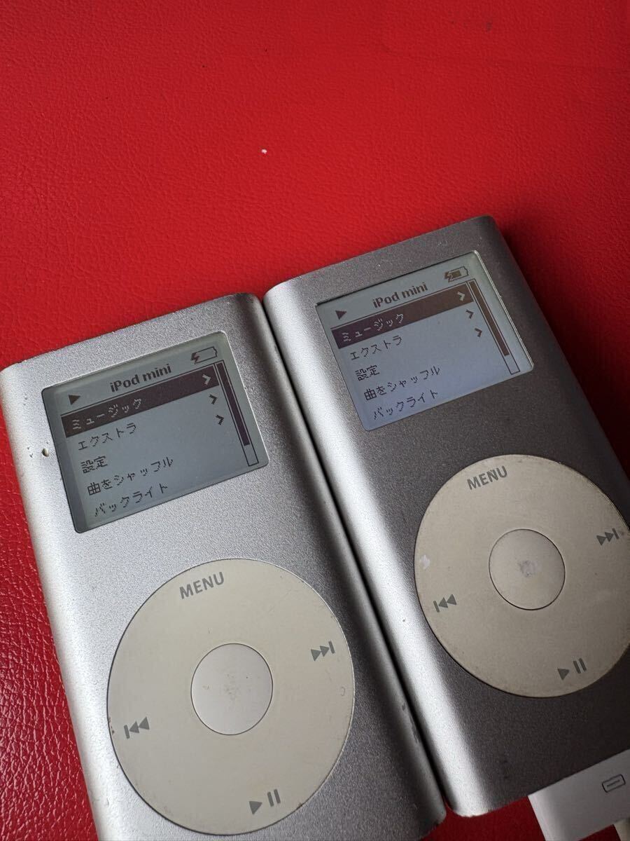 Apple iPod mini A1051 4GB シルバー 2台 通電OK 再生OK ジャンク扱い バッテリーダメかも品 アイポッドミニ アップル拍卖