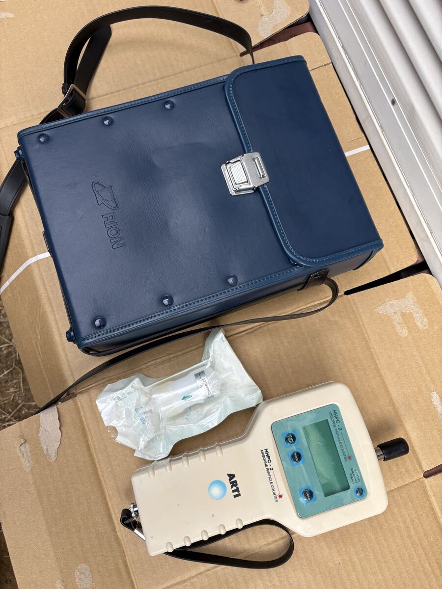 RION/リオン ARTI HHPC-2 AIRBORNE PARTICLE COUNTER ハンドヘルドパーティクルカウンター 通電OK 簡易動作OK ジャンク扱い拍卖