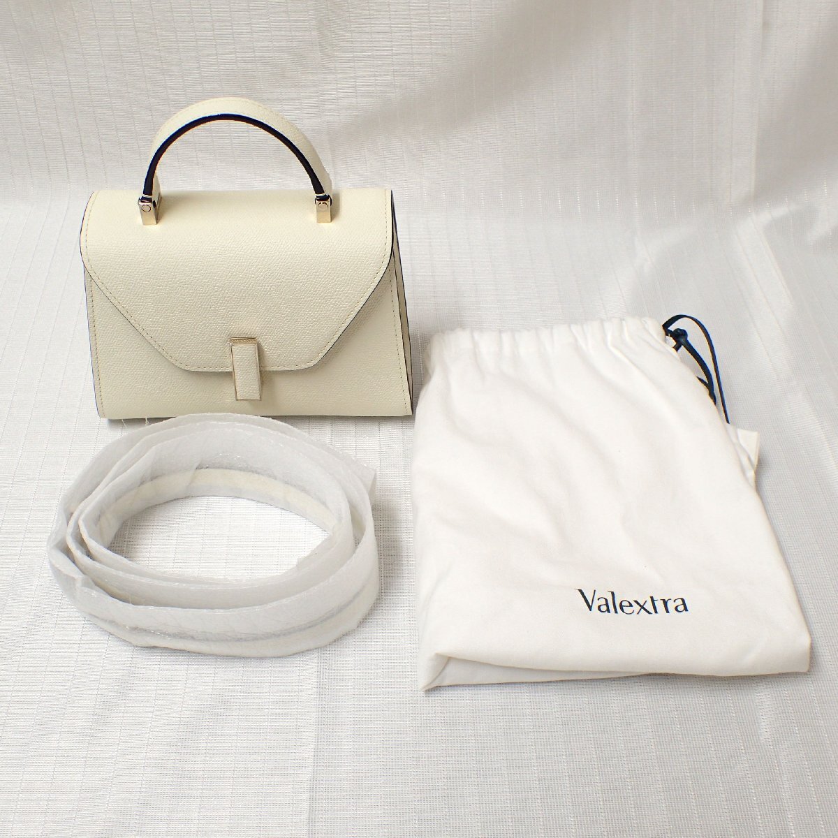 【吉村質店】【未使用】Valextraヴァレクストラ2WAYバックマイクロ イジィデWBES0022028LOC99WW メ)価格¥528.000拍卖