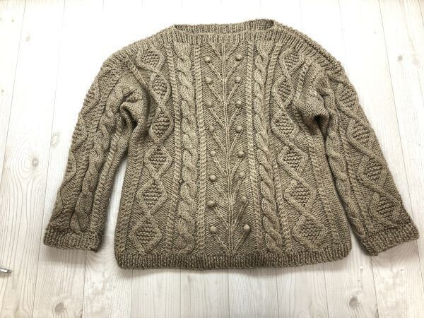 レトロ トラッド アメカジ ハンドメイド ダイヤ柄 ケーブル編み ポンポン付き ボートネック アラン ニット セーター レディース ベージュ拍卖
