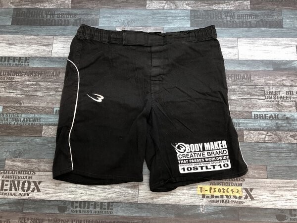 BODY MAKER メンズ 刺繍&プリント入 ハーフパンツ L 黒拍卖