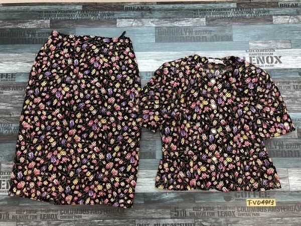 Bonachic レディース 透け 穴あき加工 肩パッド 小花 総柄 半袖ジャケット・スカート 上下セットアップ 9 黒カラフル拍卖