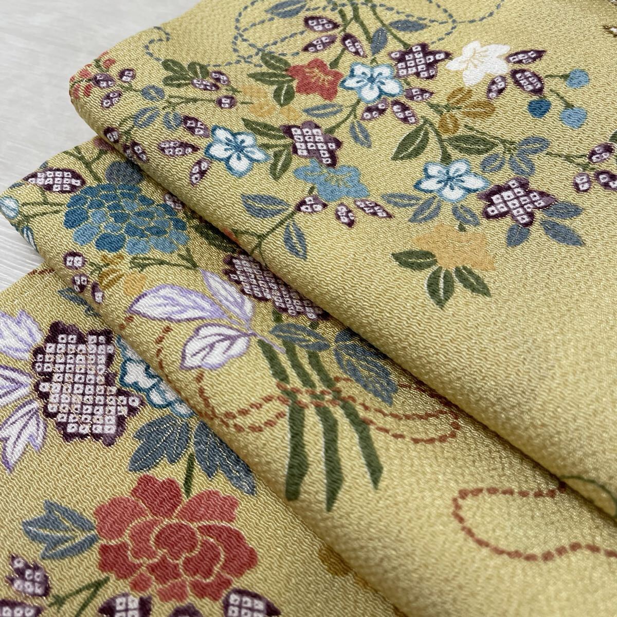 小紋 ちりめん 裄67 上品な花模様 上品な辛子色 着物 正絹 W-7333拍卖