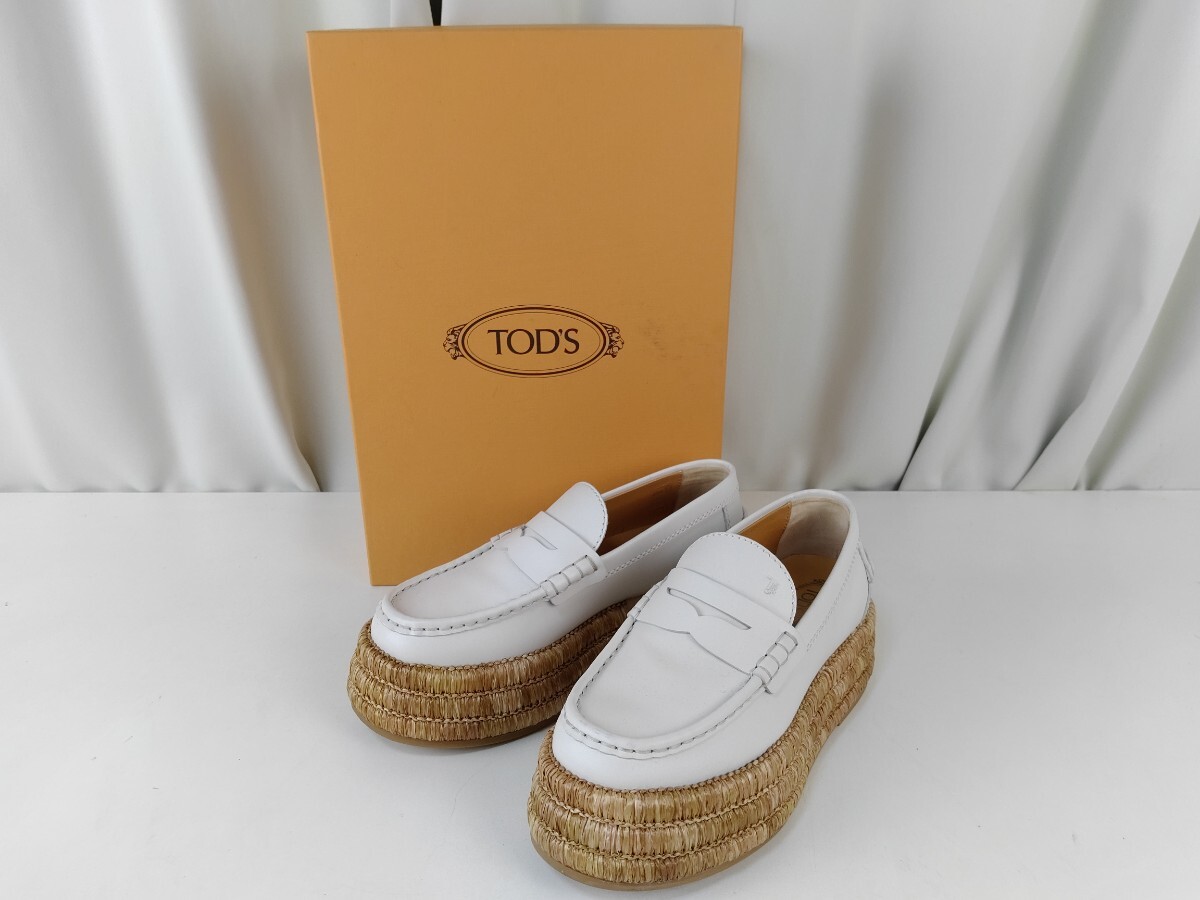 TODS トッズ レザーラフィア ローファー サイズ 35 白 ホワイト拍卖