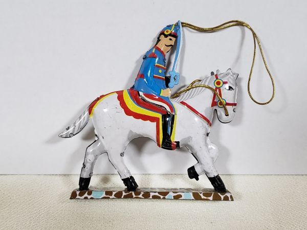 ブリキ製 オーナメント 白馬/駒馬兵/置物/飾り物 コレクション インテリア雑貨 インテリア小物 クリスマスツリーにも 輸入雑貨拍卖