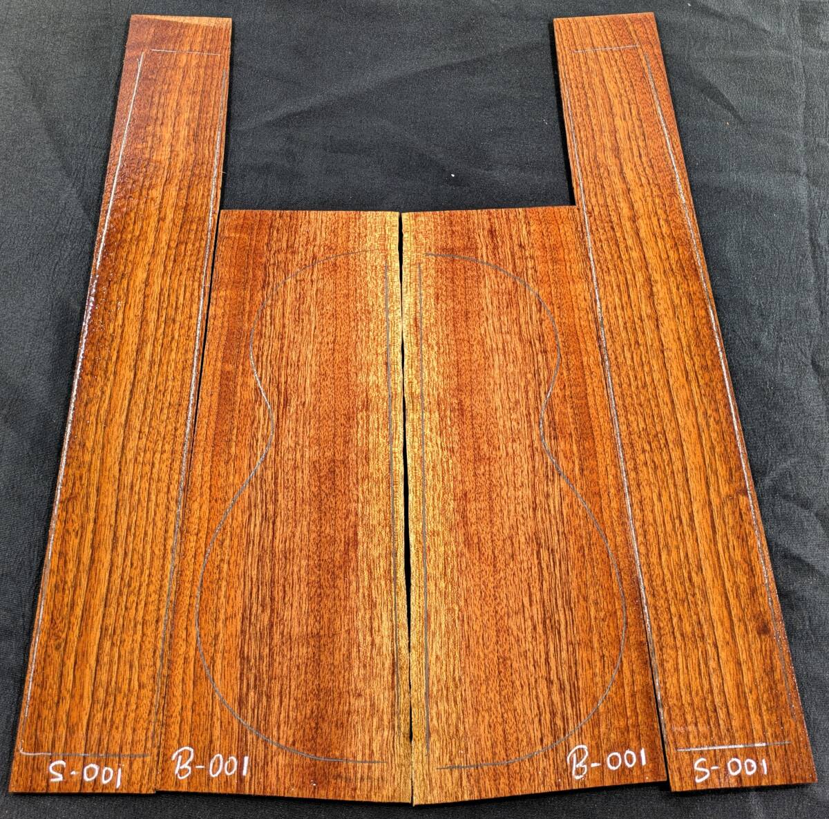 ◆新着◆HRC-TR-BS-001ハワイアンレッドシダー◆ハワイアンウクレレ◆テナー材◆バック & サイド◆CITESフリーHawaiian Red Cedar拍卖