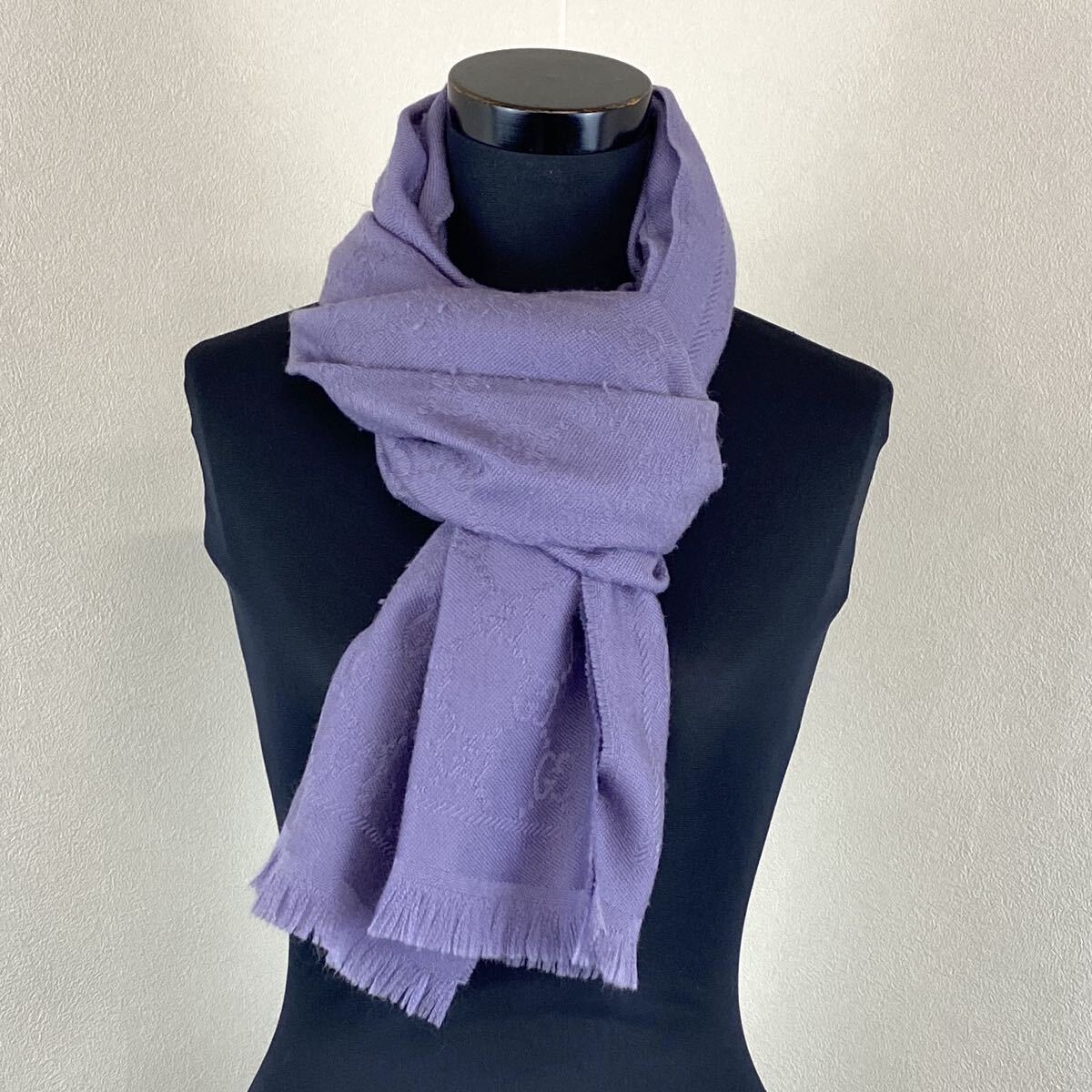 ♪ GUCCI ストール ウール100% パープル グッチ 大判 マフラー レディース フリンジ GG柄 防寒 ファッション モノトク拍卖