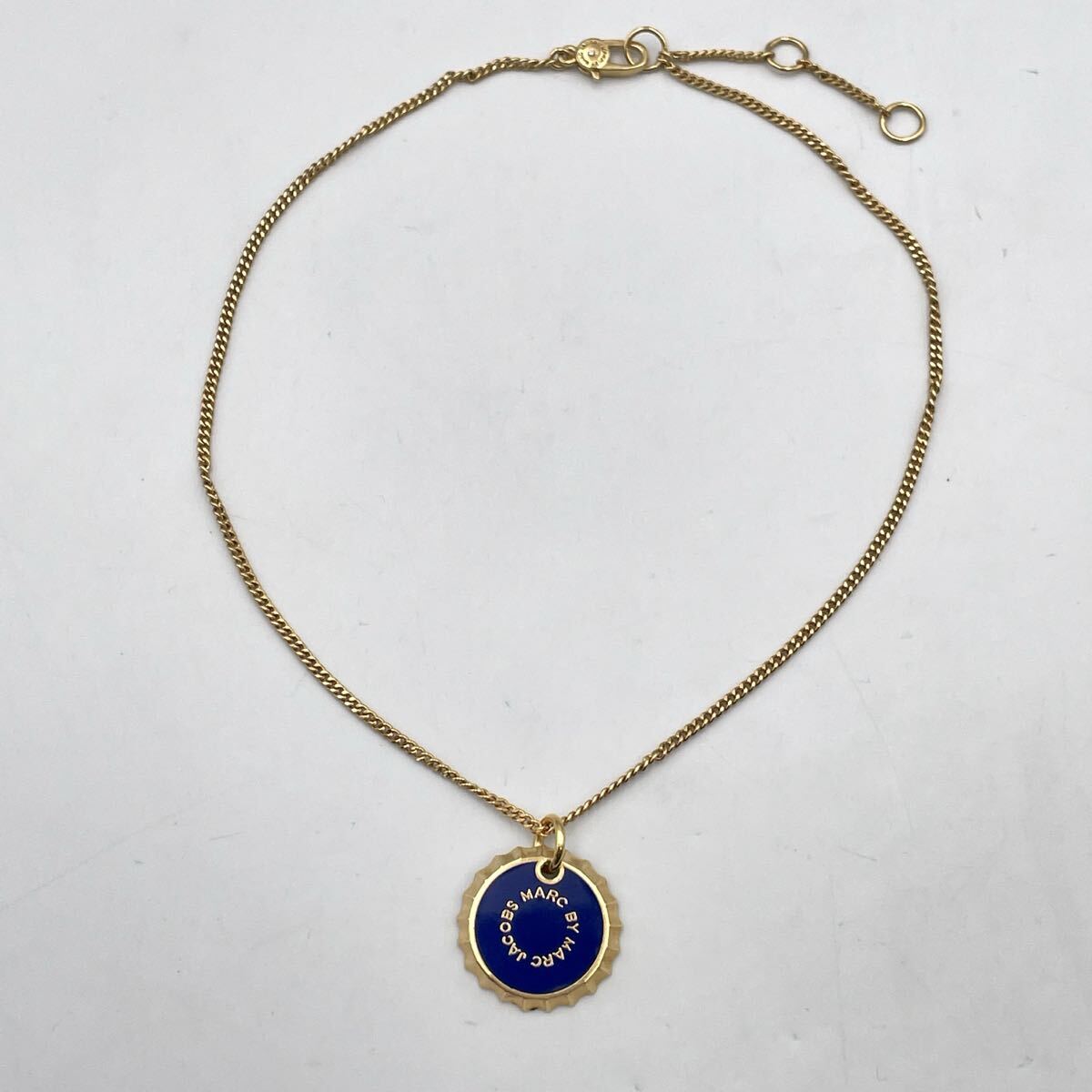 F MARC JACOBS ネックレス ペンダント ヴィンテージデザイン アクセサリー ゴールドカラー マークジェイコブス モノトク拍卖