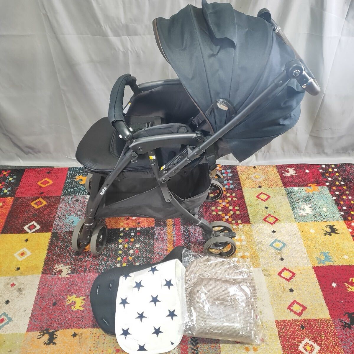 Aprica チャイルドシート 6EG180PBAJ ラクーナ クッションフリー シート取り外し可 ブラック ベビー用品 アプリカ モノトク拍卖