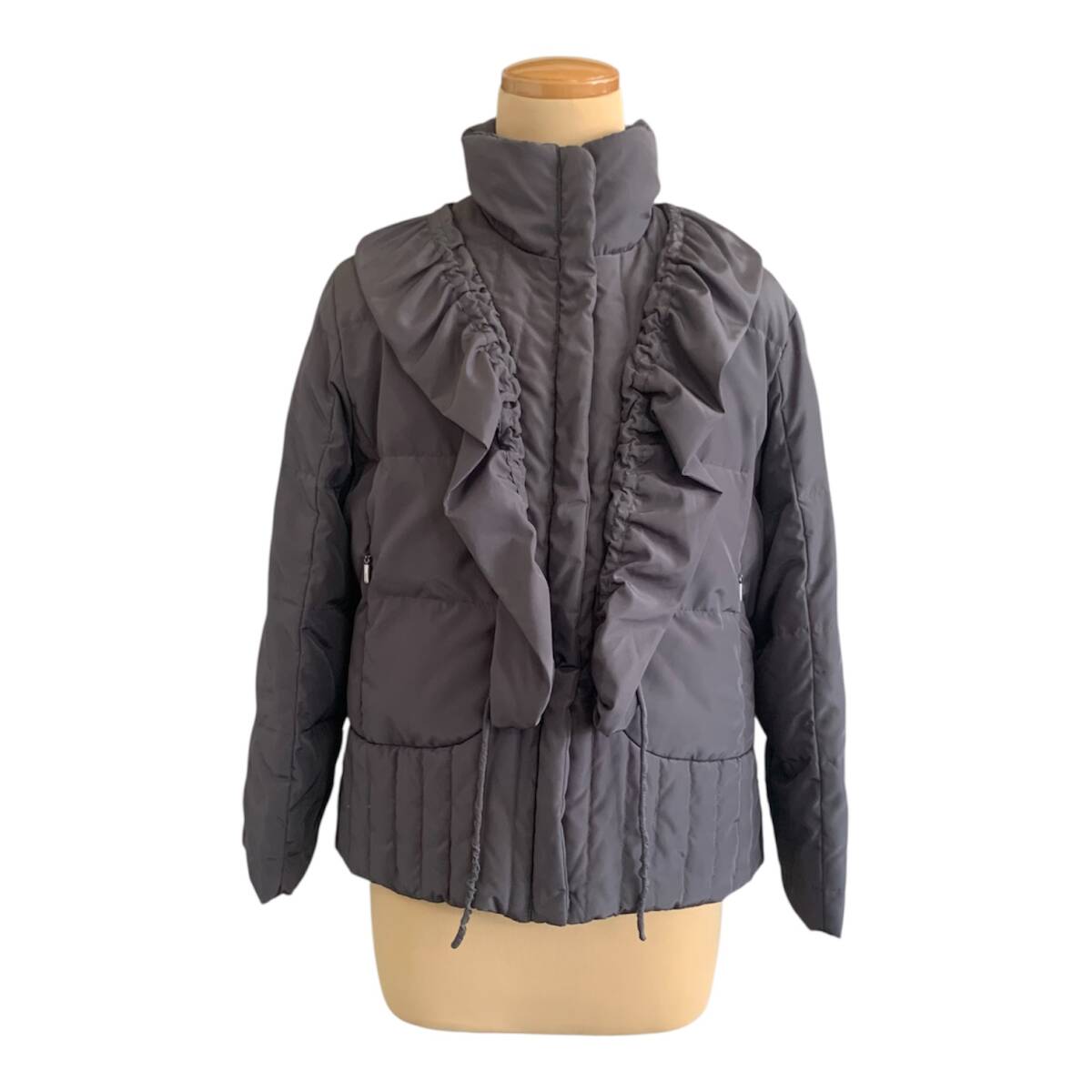 【長期保管品/中古美品(詳細有)】WINTER DREAM ジャケット アウター 冬用 1着 レディースファッション Mサイズ 灰色の強いカーキ拍卖