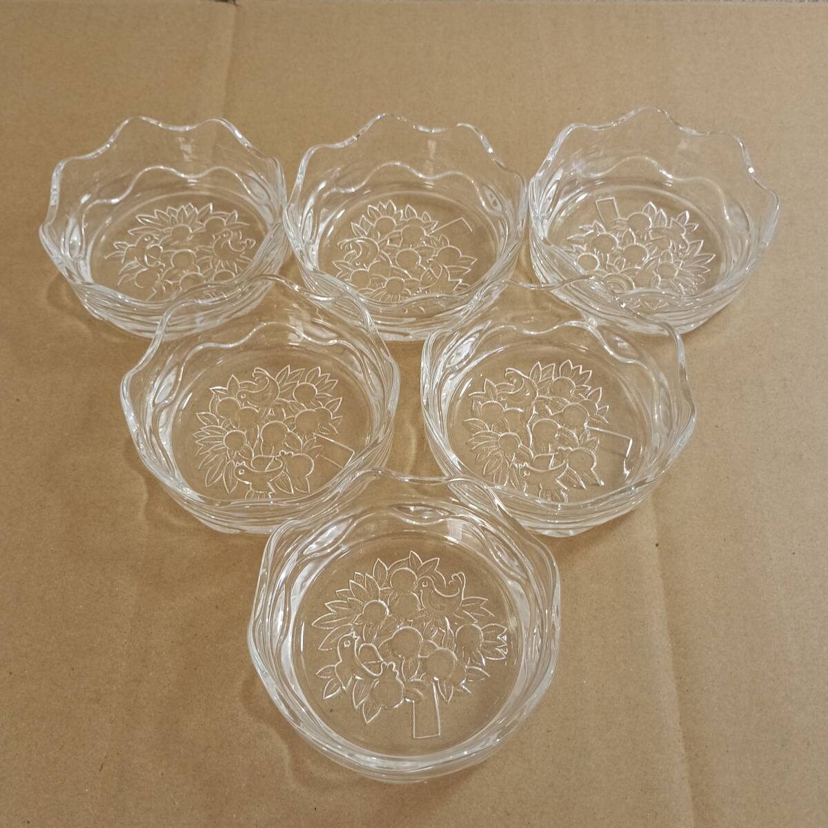 ガラス灰皿 トレイ小物入れ 小鳥 木 イラスト 6個セット 新品未使用拍卖