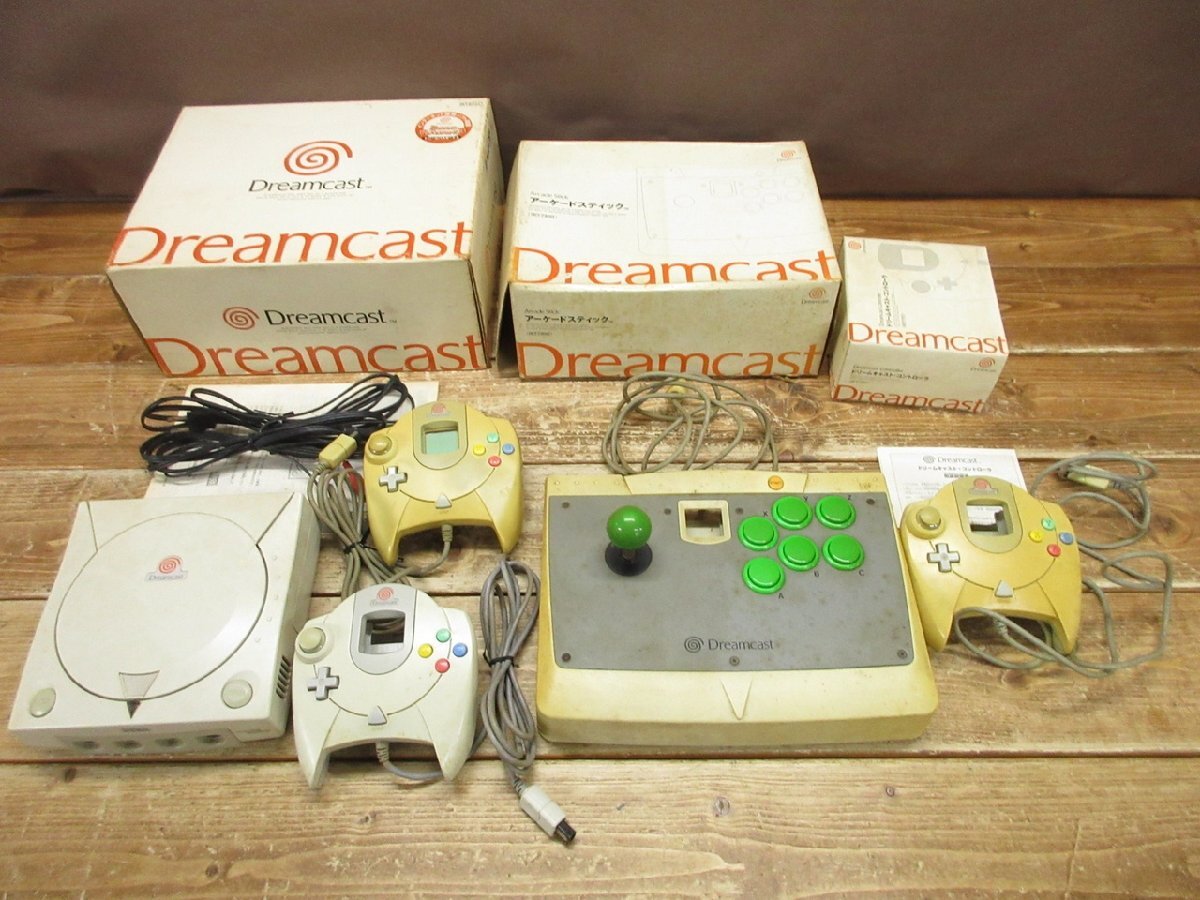 【HG-0590】箱付き ドリームキャスト本体 HKT-3000 /7300/アーケードスティック ドリームキャスト DC ジャンク 色々 まとめ【千円市場】拍卖