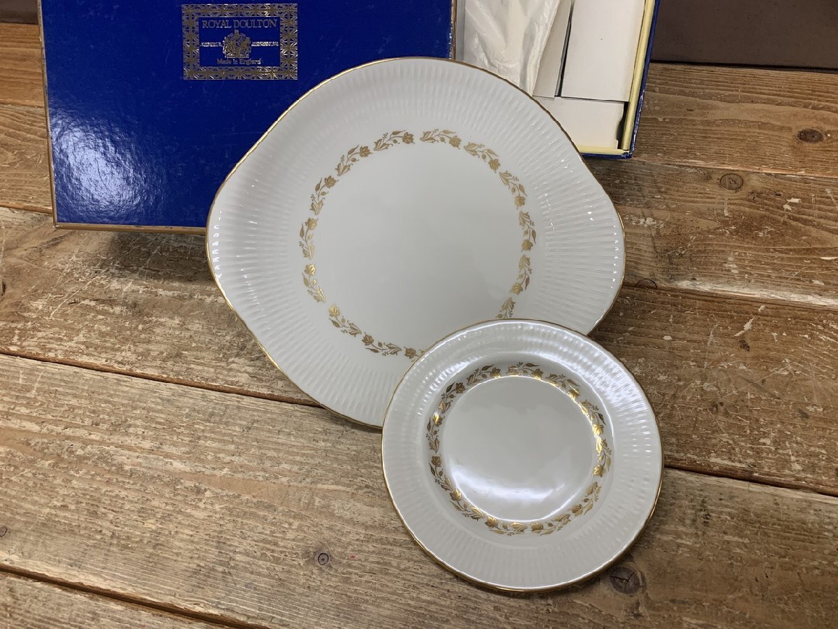 【O-8417】未使用 ROYAL DOULTON/ロイヤルドルトン FAIRFAX フェアファクス 1006 金彩 プレート セット 大x1 中x5 東京引取可【千円市場】拍卖