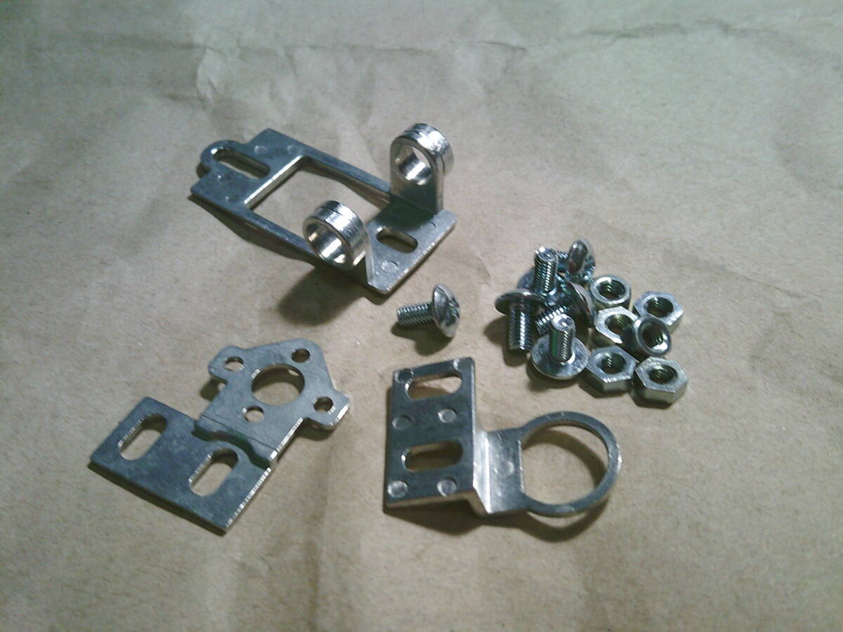 K&Bシヤーシに130缶モーター取付マウント拍卖