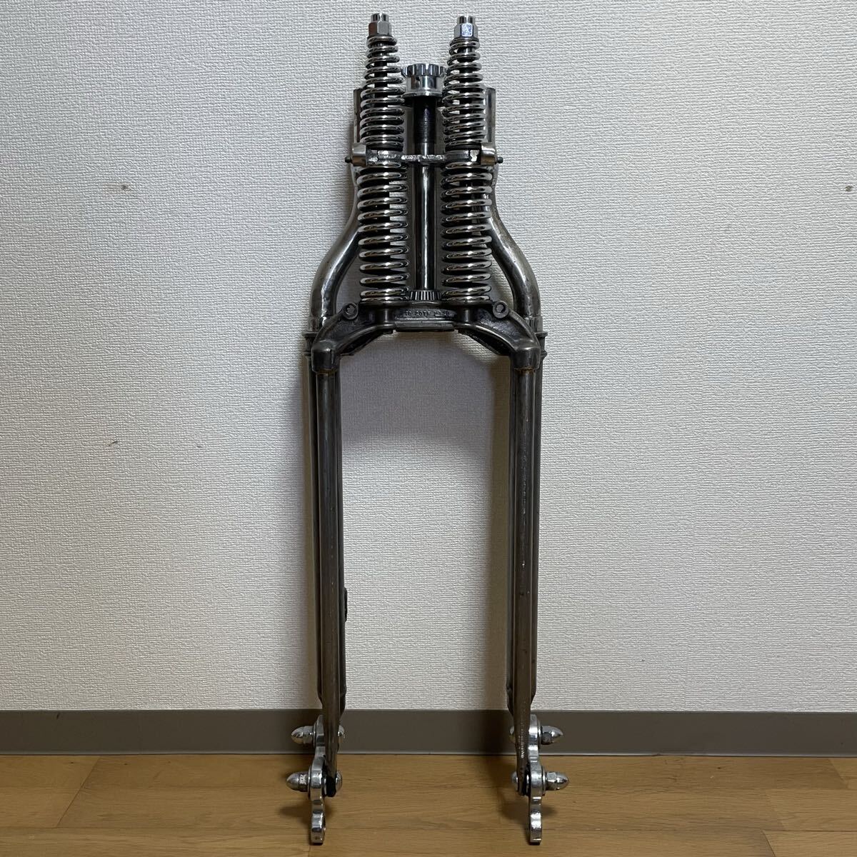 1948 純正 74スプリンガー 2インチオーバー インライン ハーレー フロントフォーク ナックル パン拍卖