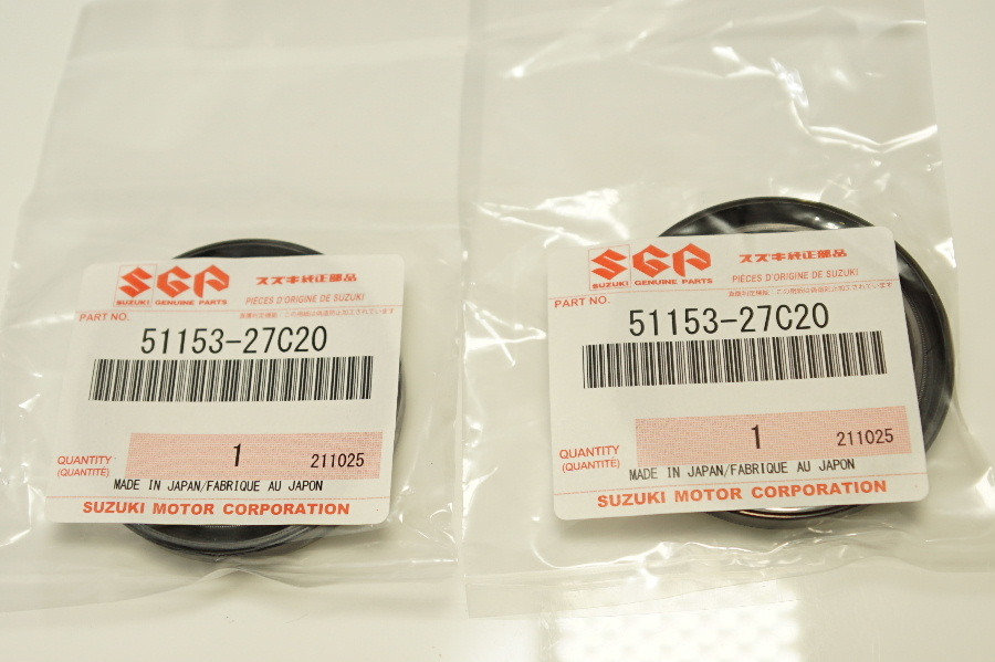 スズキ純正部品 51153-27C20 オイルシール 41パイ x2 送料込 19-5278 バンディット400 拍卖