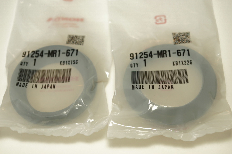 ホンダ純正部品 91254-MR1-671 ダストシール 39パイ x2 送料込 45-5307 スティード 拍卖