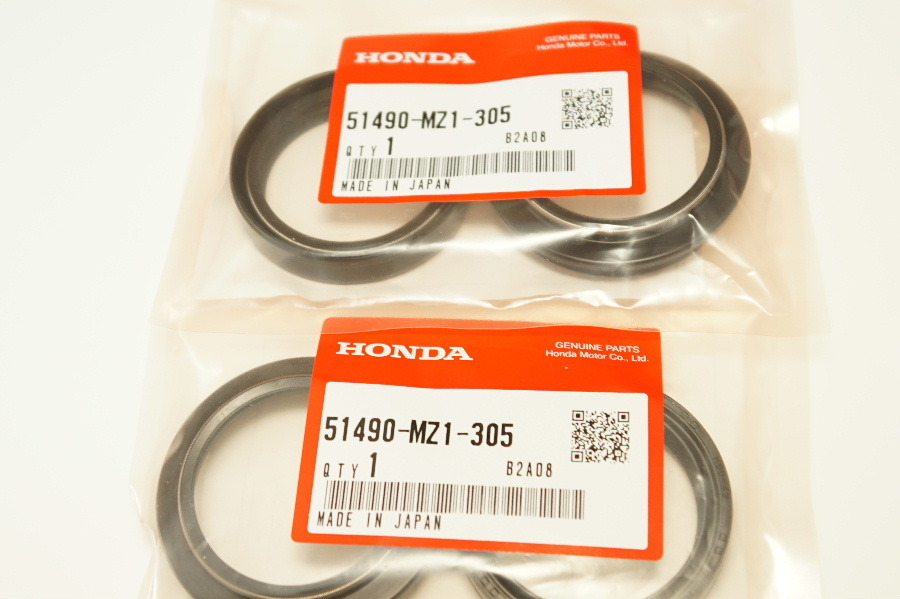 ホンダ純正部品 51490-MZ1-305 オイル・ダストシール 43パイ x2 送料込 45-5335 CBR1100XX CB1000SF CB1000F 拍卖