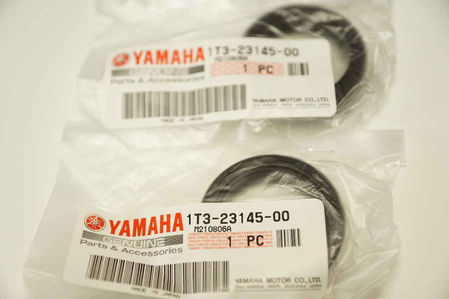 ヤマハ純正部品 1T3-23145-00 オイルシール 35パイ x2 送料込 31-5288 SR400 2H6/1JR 拍卖