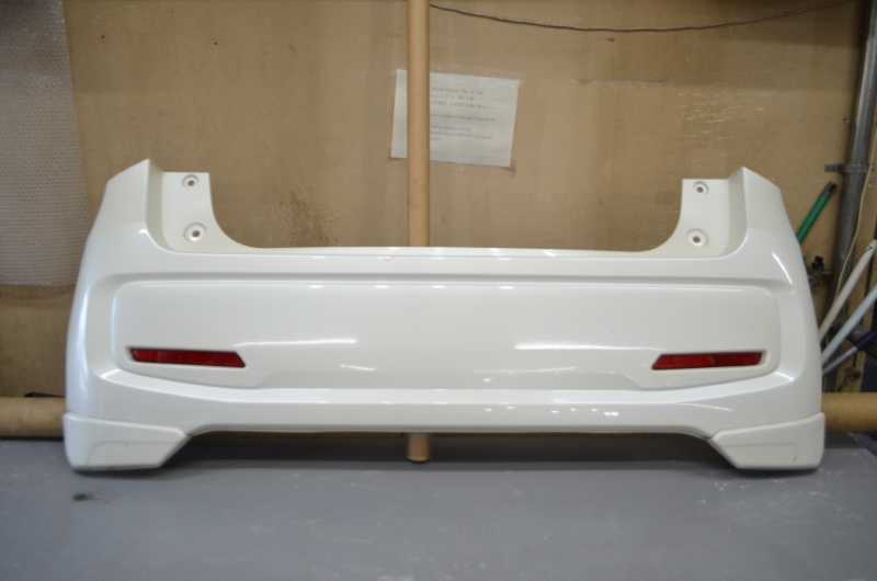 N WGN G.Aパッケージ 前期(JH1) 純正 リアバンパー マットガード付 NH624P 71501-T6G-0000 /71501-T6G-000ZF k092997拍卖