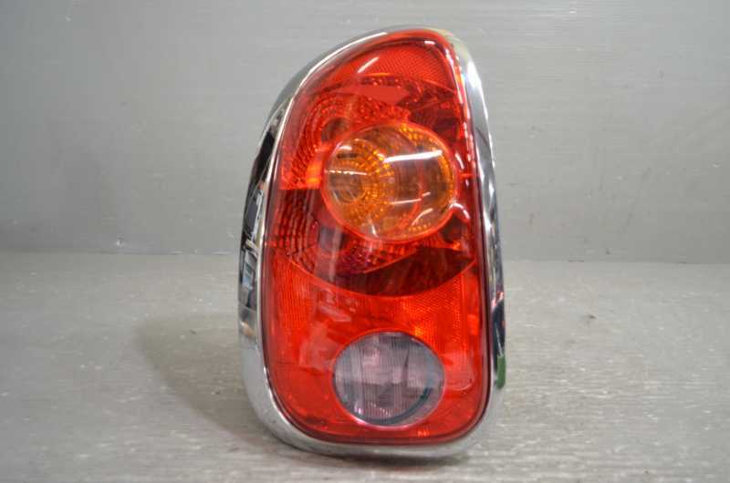 ミニ クロスオーバー バッキンガム 右ハンドル R60 後期(ZA16) 純正 破損無 動作保証 左 テールライト 03.445.65.0 63219808153 k092971拍卖