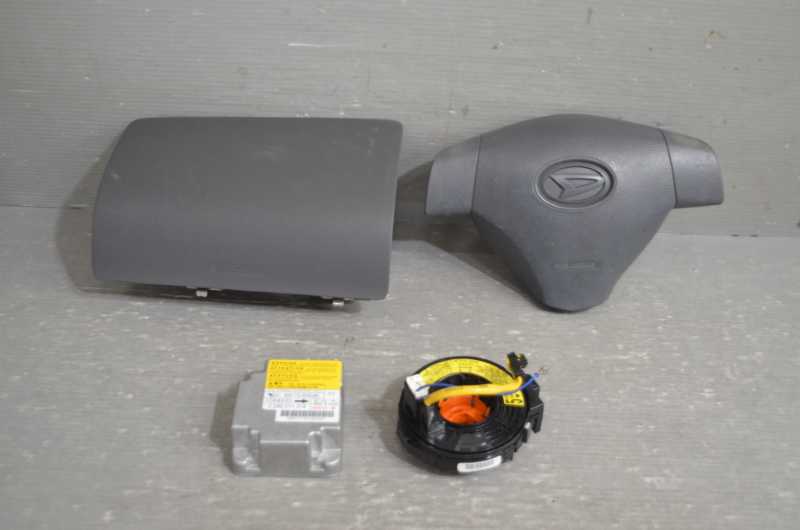 ハイゼット 後期(S321V) 純正 動作保証 ホーンパッド カバー スパイラルケーブル エアーバックコンピューター セット /89170-B5040 k093014拍卖