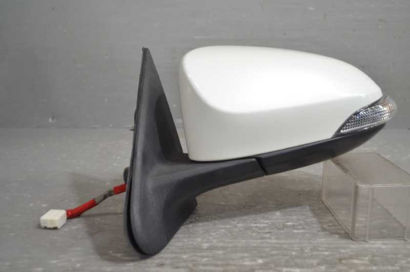 スペイド F 前期(NCP141) 純正 破損無 取付OK 動作保証 左 ドアミラー 7P 電格 ウィンカー付 070 /87940-52E50 k093098拍卖