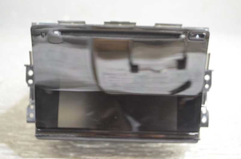 N-ONE 前期(JG1 JG2) 純正 フジツーテン 破損無 動作保証 オーディオデッキ CD/FM/AM 2DIN 39100-T4G-J010-M1 /39100-T4G-J01 k093142拍卖