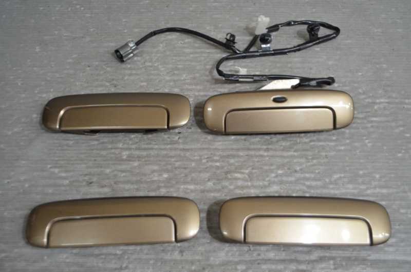 アイ I 後期(HA1W) 純正 破損無 取付OK アウターハンドル 1台分 4点セット C05B 5716A008- 5716A004-2 5716A003-1 5716A003- k093210拍卖