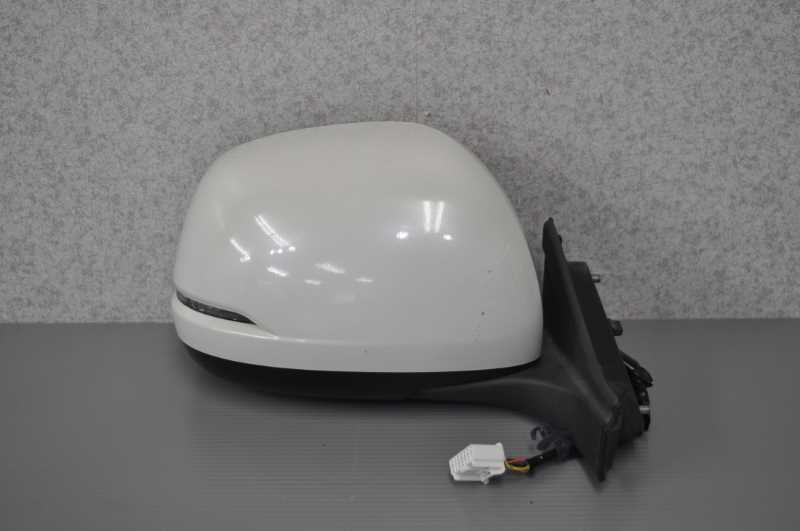 N-WGN ワゴン カスタム G 前期 (JH1) 純正 破損無 動作保証 右 ドアミラー 電格 9P ウィンカー付 NH624P 白 M60 s021224B拍卖