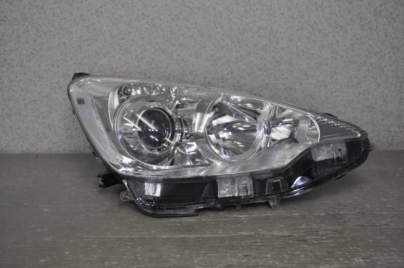 アクア S 前期 (NHP10) 純正 破損無 動作保証 状態良好☆ LED交換品 右 ヘッドライト ハロゲン レベ付 ヘッドランプ 81110-52E60 s021193D拍卖