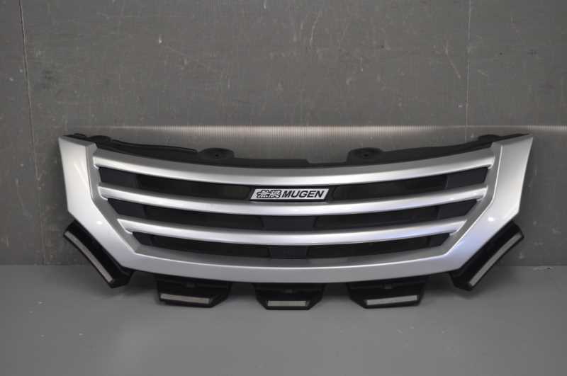 フリード G 前期 (GB3) 純正OP 破損無 フロントグリル ラジエーターグリル 75100 X1K s021277E拍卖