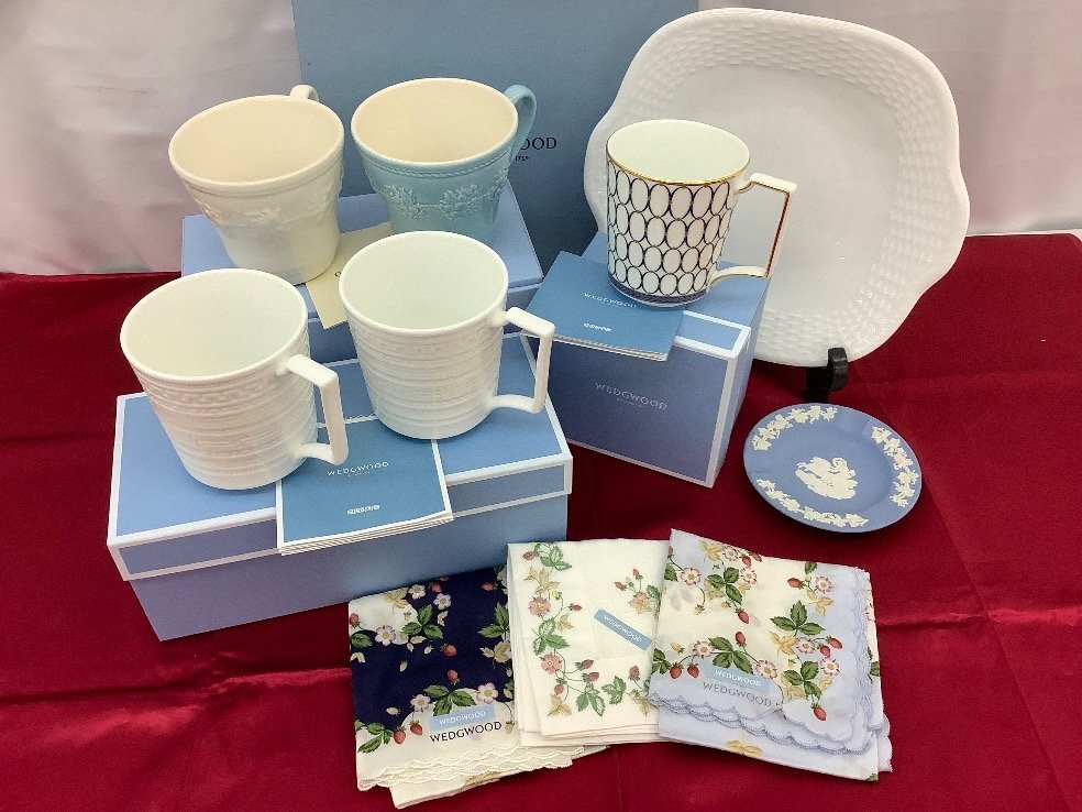 WEDGWOOD 陶器/ハンカチまとめ/マグカップなど ジャスパー他 中古含む/皿立ては備品/ACB 未使用品拍卖