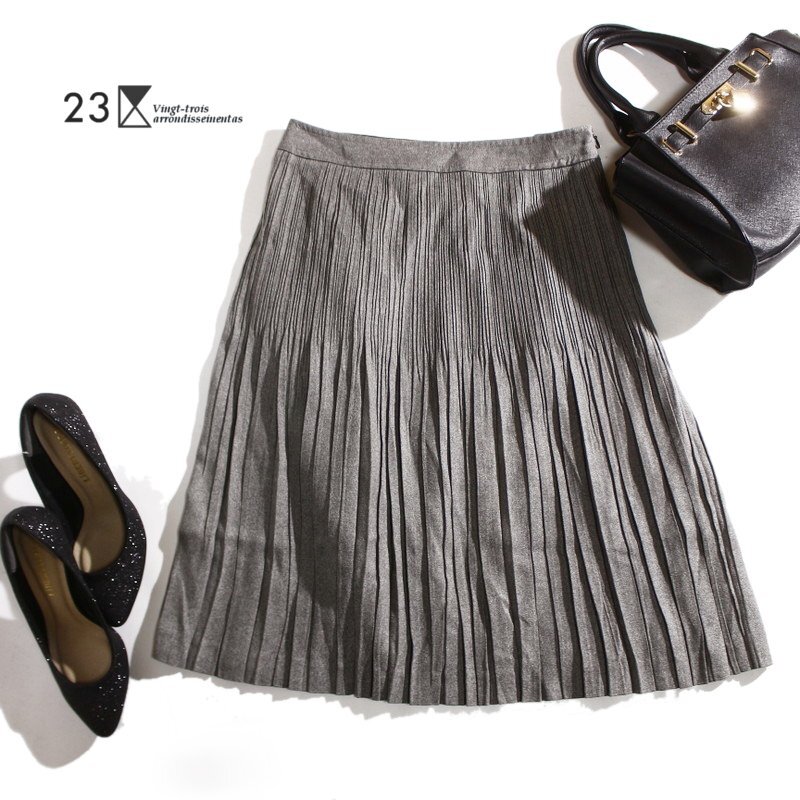 美品 23区 株) オンワード樫山 秋 冬 スエードライク 膝下丈 シワ レザー プリーツスカート 7号 36 グレー フレアスカート ミモレ丈拍卖