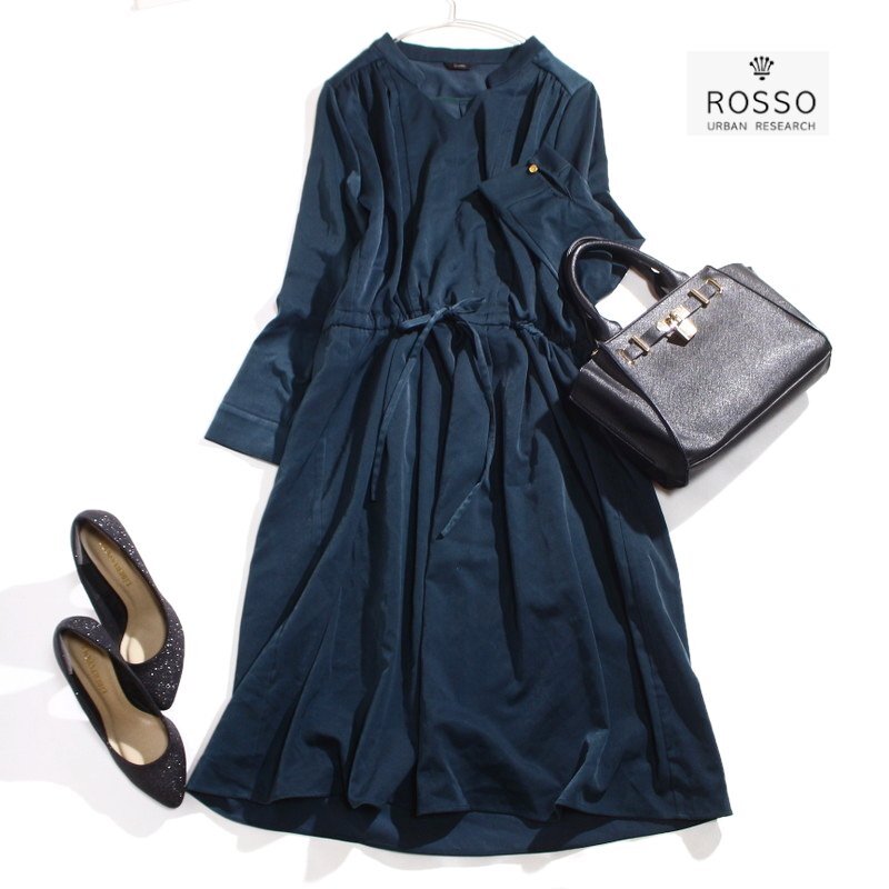 美品 ロッソ ROSSO URBAN RESEARCH アーバンリサーチ 合物 艶 サテン フレアワンピース ウエストリボン ダークグリーン ロングワンピース拍卖