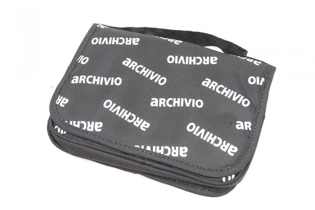 coco 未使用品【SALE】 アルチビオ ノベルティ 黒×白/ロゴ総柄 ハンギングポーチ 仕分けポーチ 小物入 レターパックプラス発送可 81548拍卖