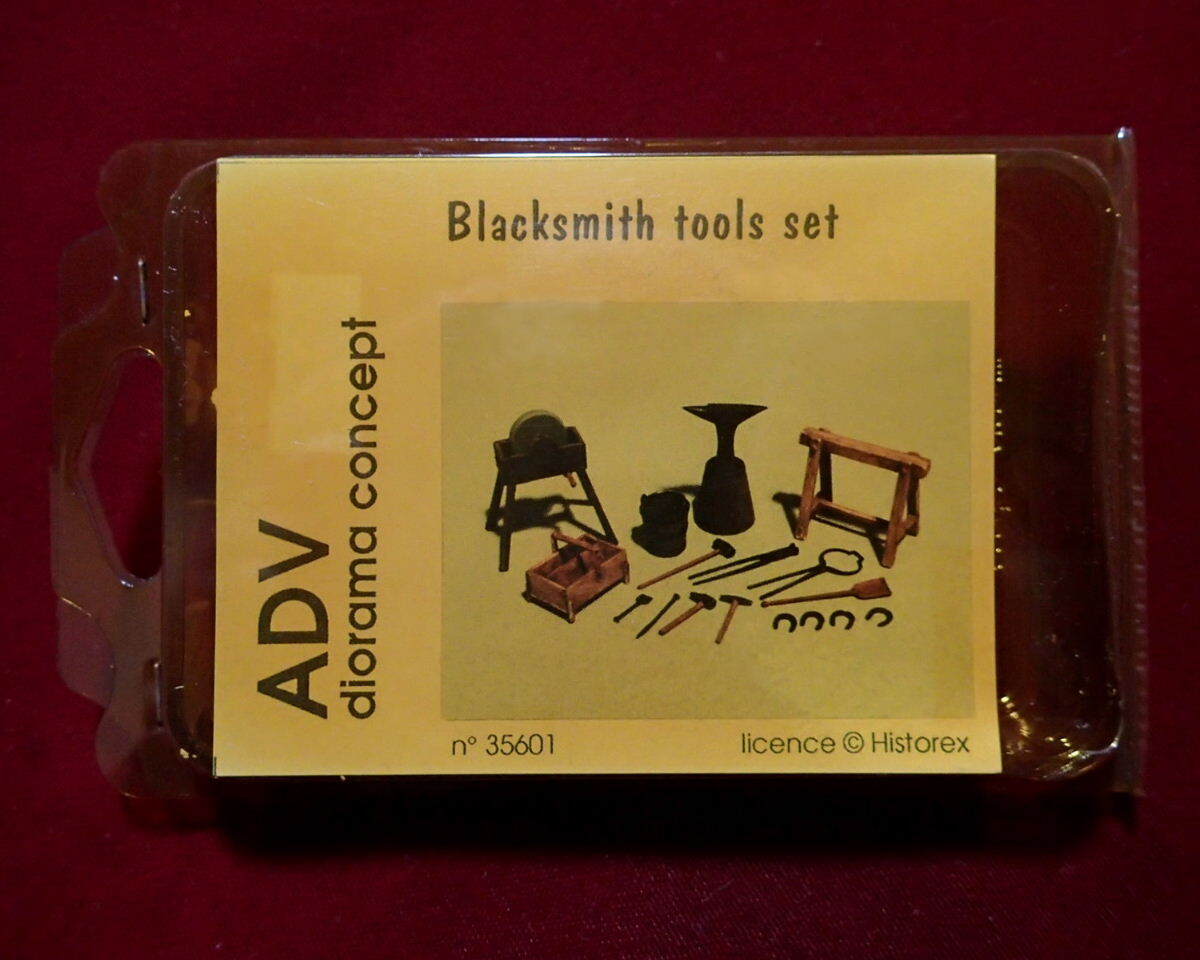 ★ADV アズムット(35601) 1/35 ヨーロッパの鍛冶屋の工具セット ジオラマコンセプト(レジン製)(定形外140円他)拍卖