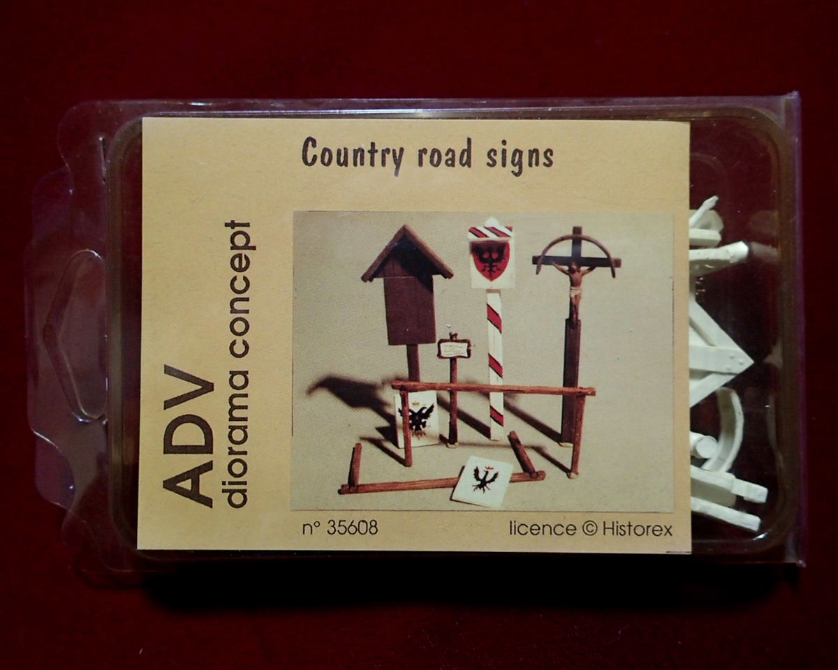 ★ADV アズムット(35608) 1/35 ヨーロッパの田舎の道標 ジオラマコンセプト(レジン製)(定形外180円他)拍卖