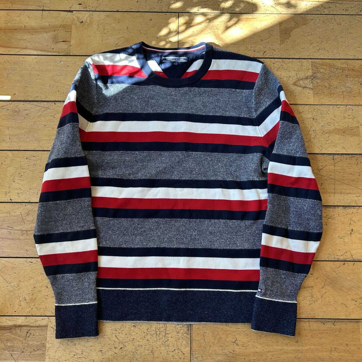 ★TOMMY HILFIGER/トミーヒルフィガー/ニット/セーター/ボーダー柄/マルチカラー/メンズ/Lサイズ拍卖