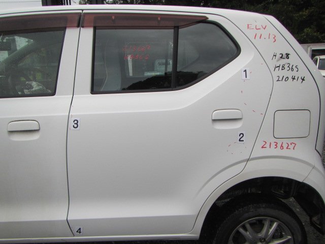 【個人宅配送不可】マツダ キャロル HB36S H28年式 ■左リアドア【カラー/ホワイト】中古 ★213627拍卖