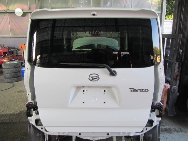【個人宅配送不可】ダイハツ タント LA650S R3年式 ■バックドア ■W25/ホワイトパール系 中古 ★水害車 ★213628拍卖
