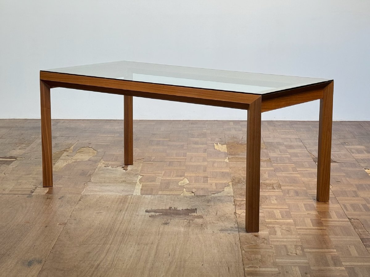 -os01326|Cassina ixc. ウォールナット材 ミニマムモダンエッジドガラスダイニングテーブル|カッシーナ アクタス ボーコンセプト拍卖