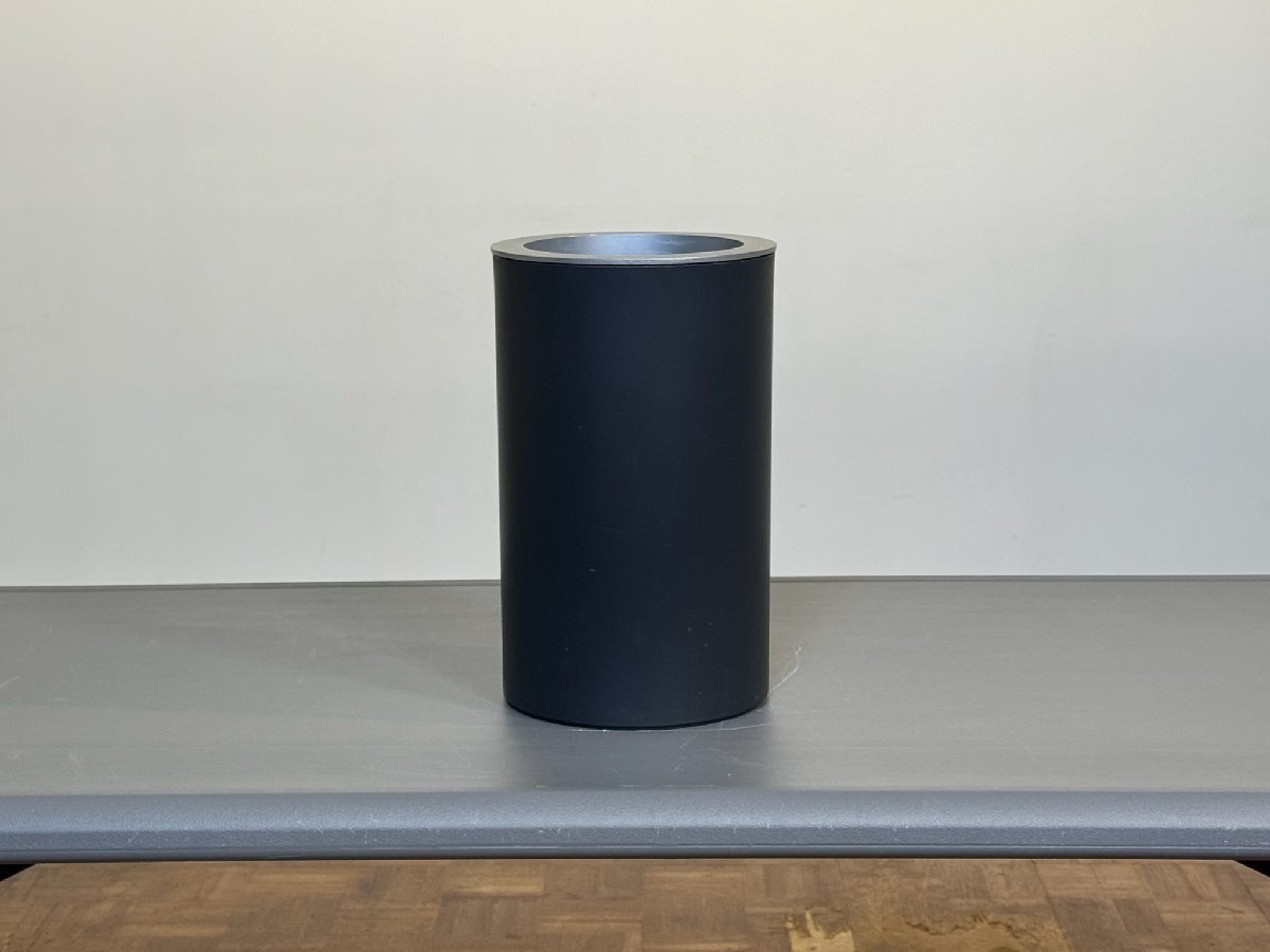 -os4357.|Cassina ixc. 名作 Norman Foster ミニマムモダンウェストビンダストボックス|カッシーナ ノル ハーマンミラー ヴィトラ ゴミ箱拍卖