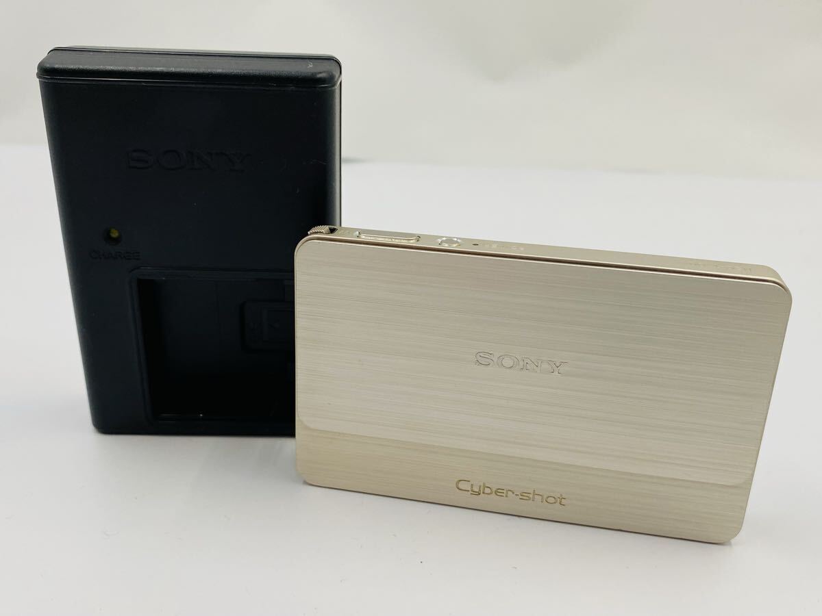 ◆ SONY Cyber-shot ソニー サイバーショット コンパクトデジタルカメラ DSC-T700 充電器付き 通電確認済み拍卖