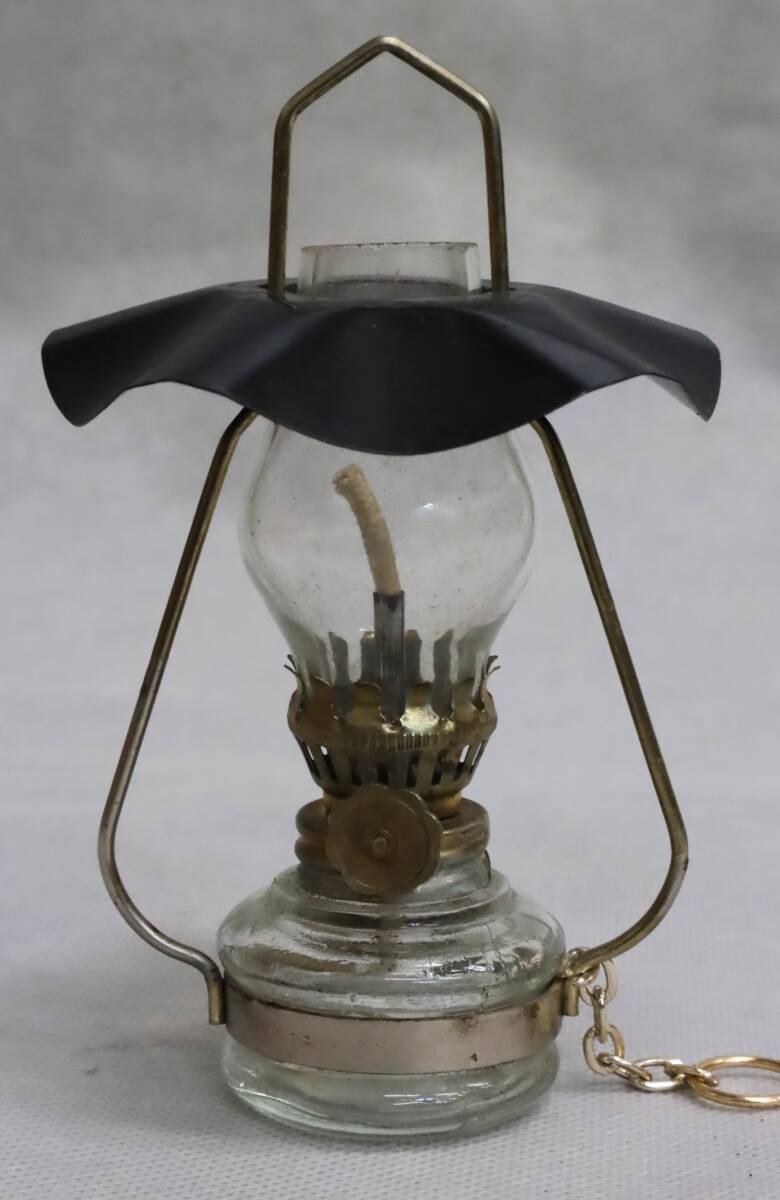 ★未使用 ミニオイルランタン クリア透明 石油ランタン 灯油ランタン ランプ キャンプ アウトドア 置物 オブジェ アンティーク 昭和レトロ拍卖