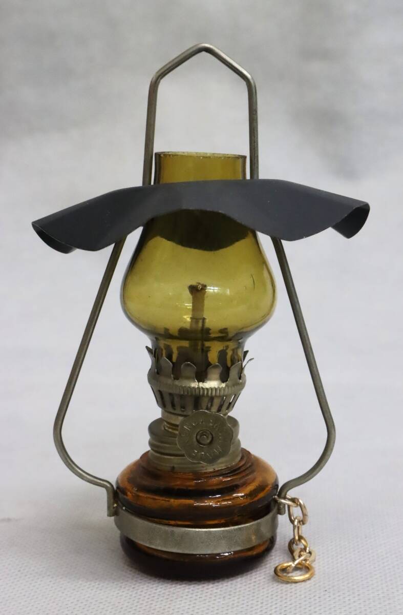 ★ミニオイルランタン 黄色 石油ランタン 灯油ランタン ランプ キャンプ アウトドア 置物 オブジェ アンティーク 雑貨 昭和レトロ拍卖